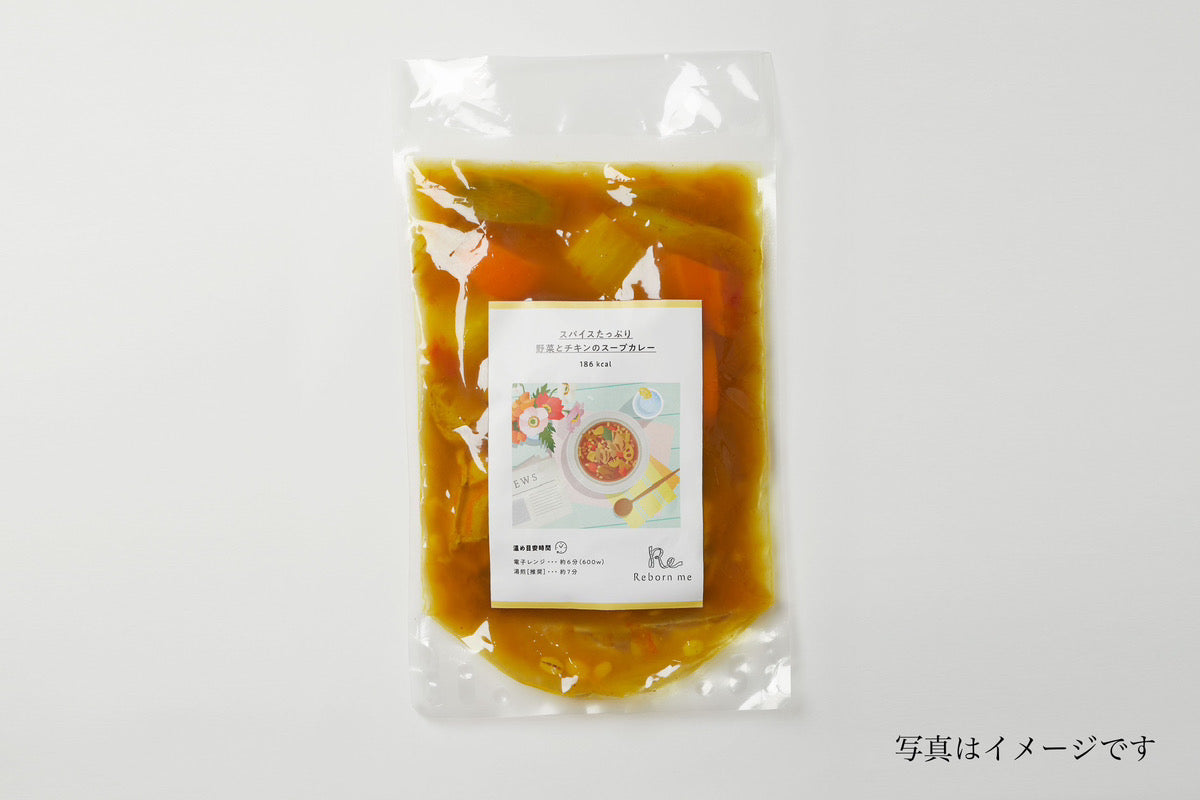 香り豊かな豆腐麺のトムヤムクンヌードル